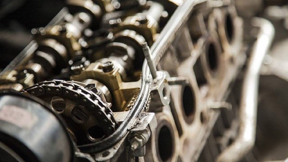 Top 3 Reasons to Purchase a Used Engine for Your Car